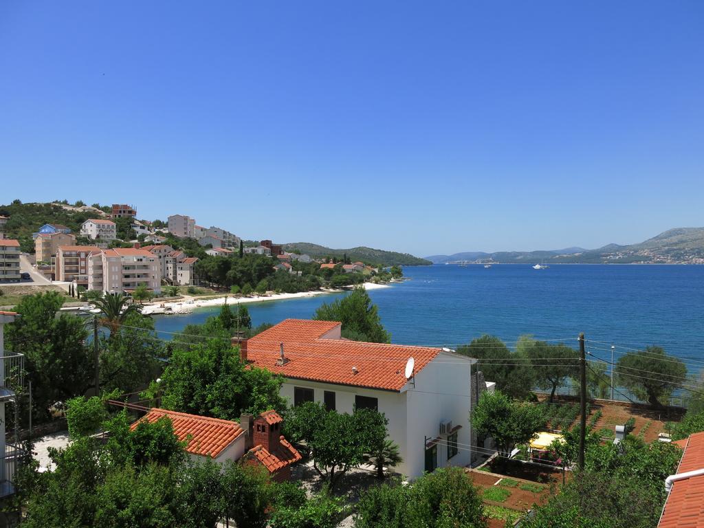 Apartments Luka Trogir Quarto foto